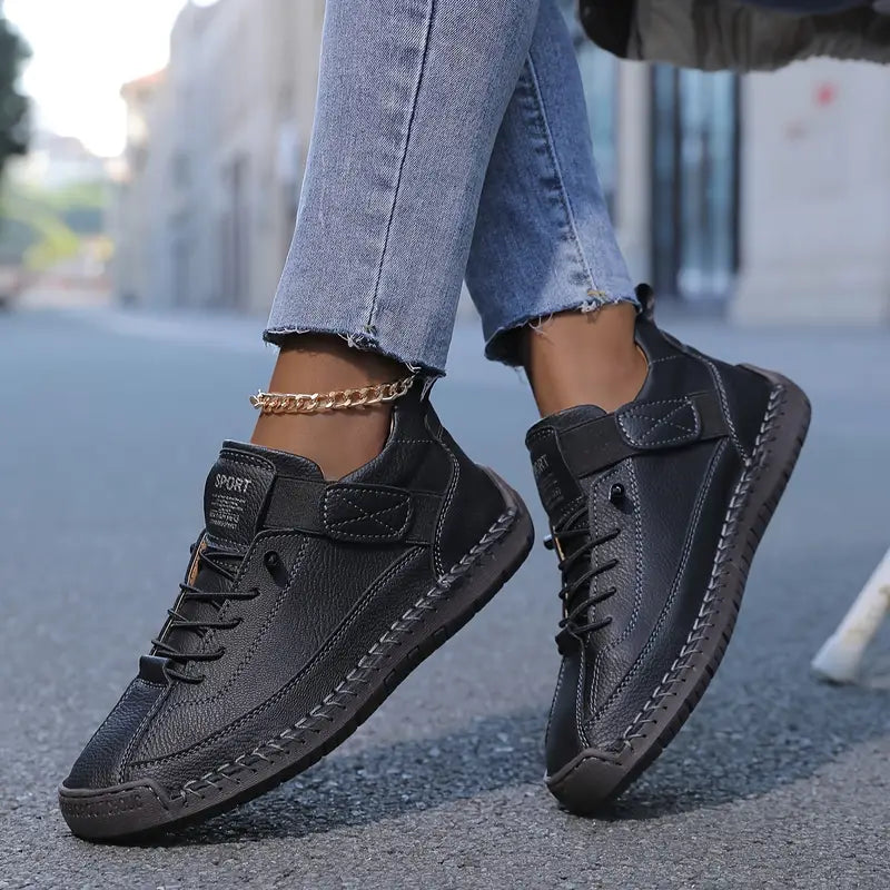 Black / 44