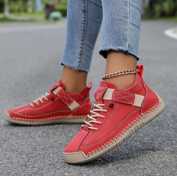 Red / 44