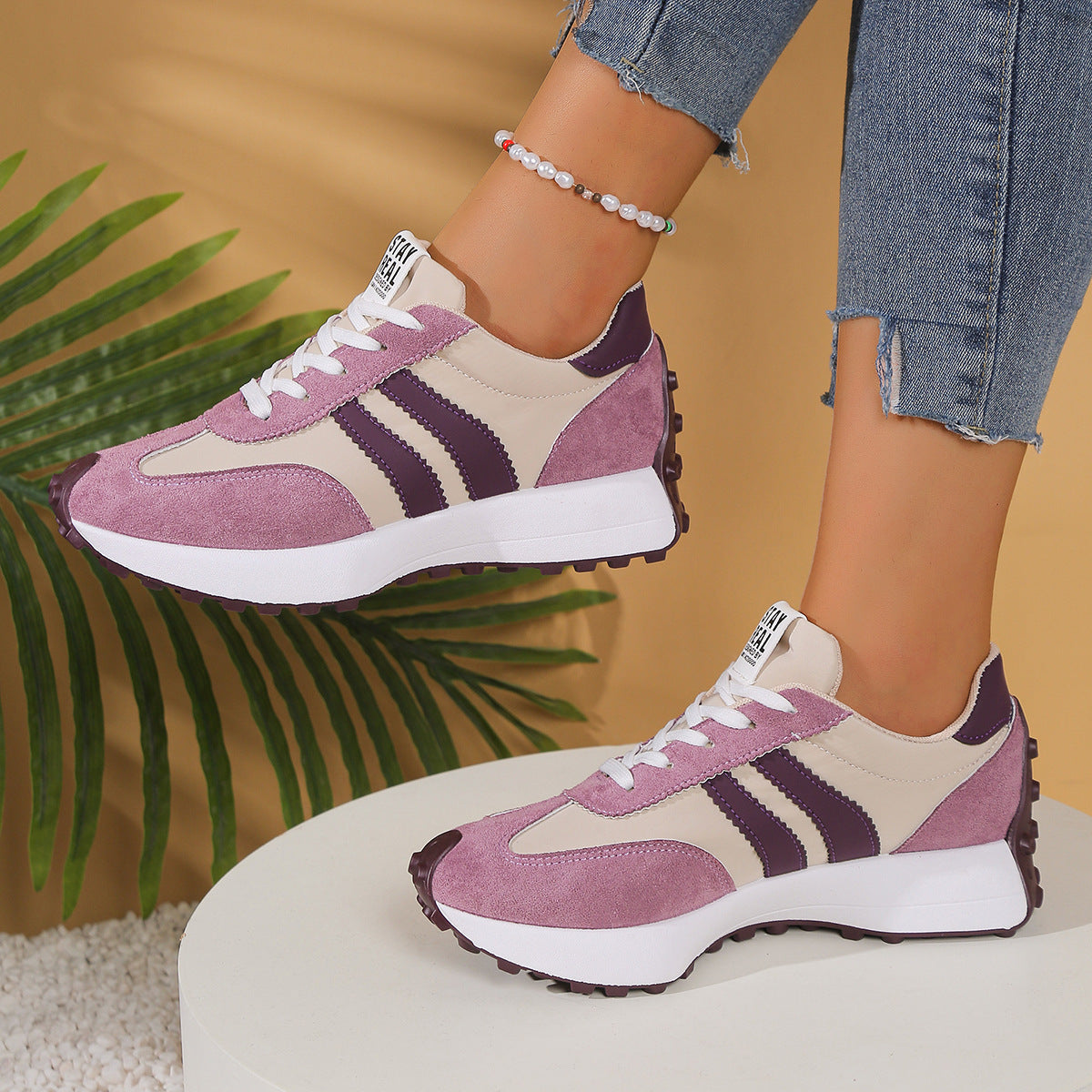 Pink / 43